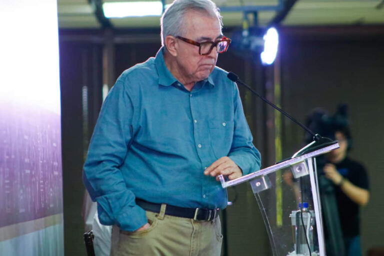 el-financiero-gobernador-sinaloa-reunion-ruben-rocha