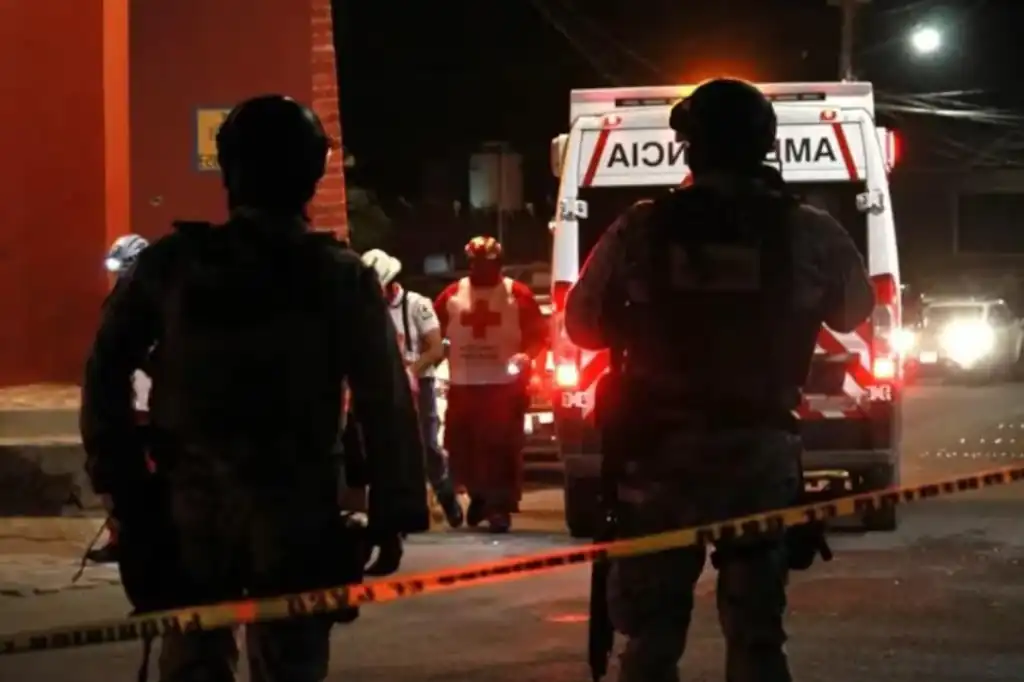El pasado 16 de marzo en Salamanca, Guanajuato, ocho jóvenes pertenecientes a la parroquia de San José de Mendoza fueron asesinados por un grupo de hombres armados que arribaron al lugar y abrieron fuego contra los jóvenes.