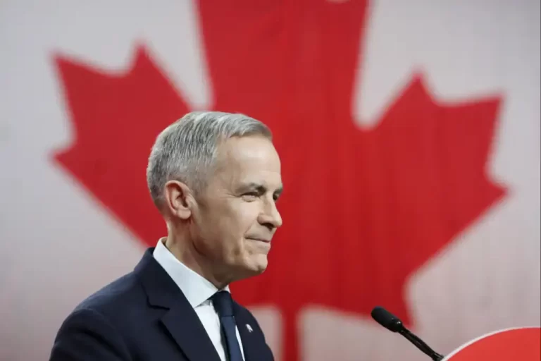 El primer ministro Mark Carney continuará al frente del gobierno canadiense luego de que el Partido Liberal se alzara con la victoria en las elecciones federales, según las primeras proyecciones de la cadena pública CBC.