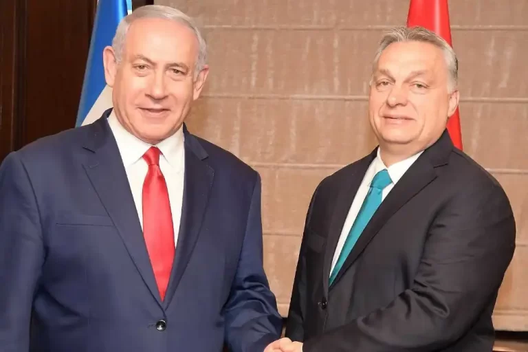 El primer ministro de Israel, Benjamin Netanyahu, arribó este miércoles a Hungría para reunirse con Viktor Orbán, en una visita que desafía abiertamente la orden de arresto emitida en su contra por la CPI.