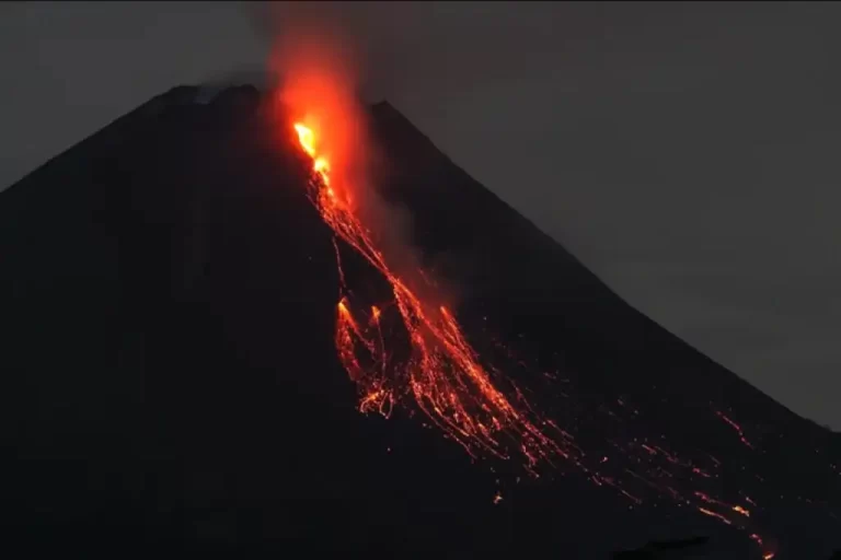 Con más de 15 erupciones en la última década, el volcán Kanlaon es uno de los más activos de Filipinas.