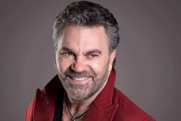 La noticia del retiro temporal de Mijares tomó por sorpresa a sus fans, ya que actualmente se encuentra activo en el reality "Juego de Voces".