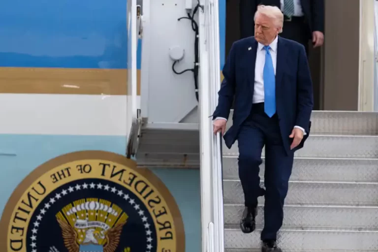 Los aranceles impuestos por Donald Trump tendrán efectos en Europa, como más inflación y aumento de precios en alimentos, medicinas y transporte.