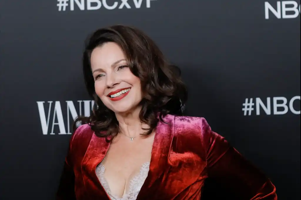 La actriz estadounidense Fran Drescher, reconocida mundialmente por su papel en la serie “La Niñera”, manifestó su admiración por la presidenta de México, Claudia Sheinbaum, durante una visita a la Embajada de México en Estados Unidos.