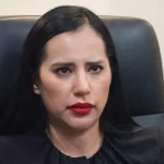 Luego de semanas de ausencia en redes sociales y rumores sobre investigaciones en su contra, Sandra Cuevas, exalcaldesa de Cuauhtémoc, reapareció este martes 13 de mayo en la Facultad de Estudios Superiores Aragón de la UNAM.